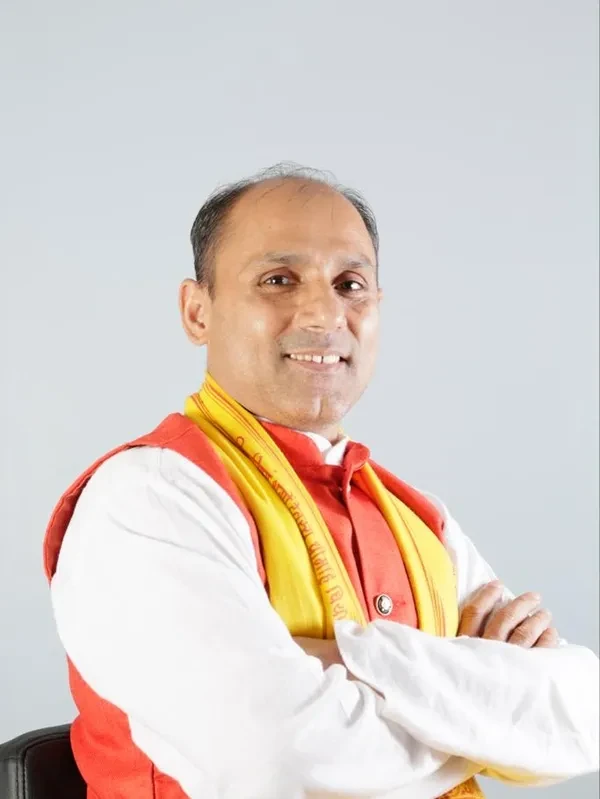Acharya Vedshrami Ji